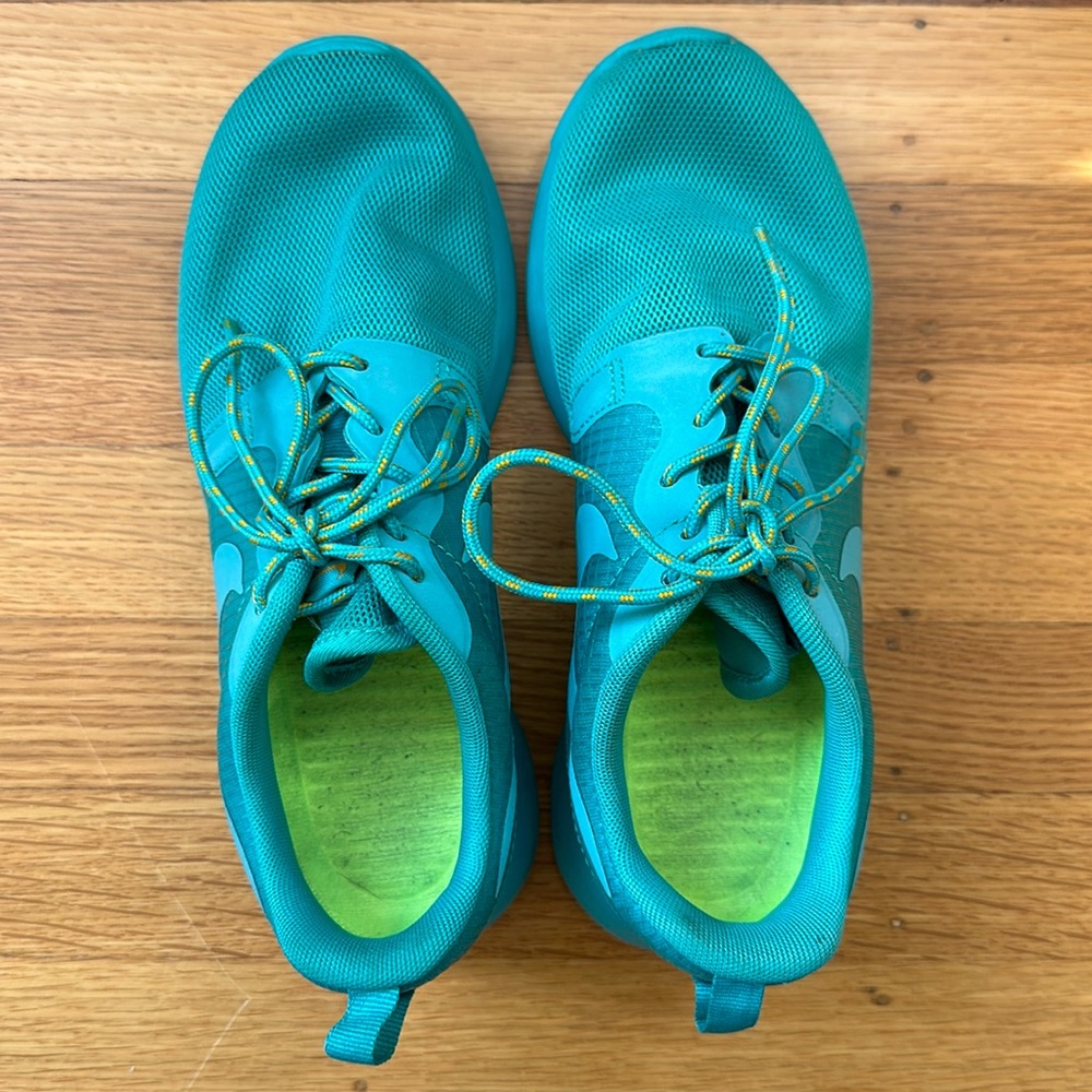 ❌SOLD❌ Nike Sneakers Size 6